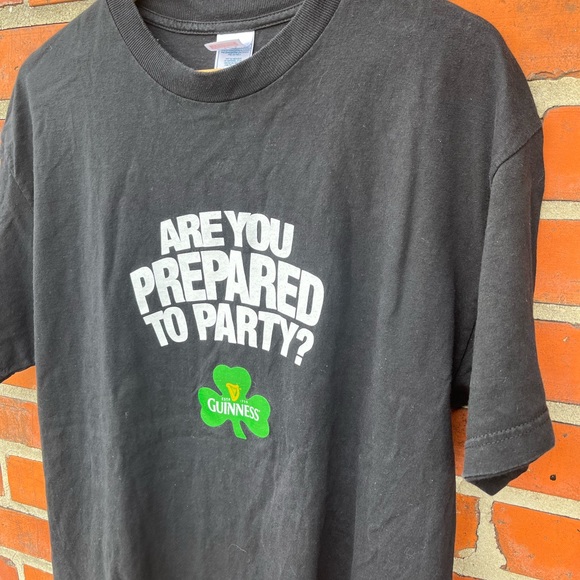 Vintage Guinness Beer T-Shirt / Large / Are You Prepared To Party? - Picture 3 of 5